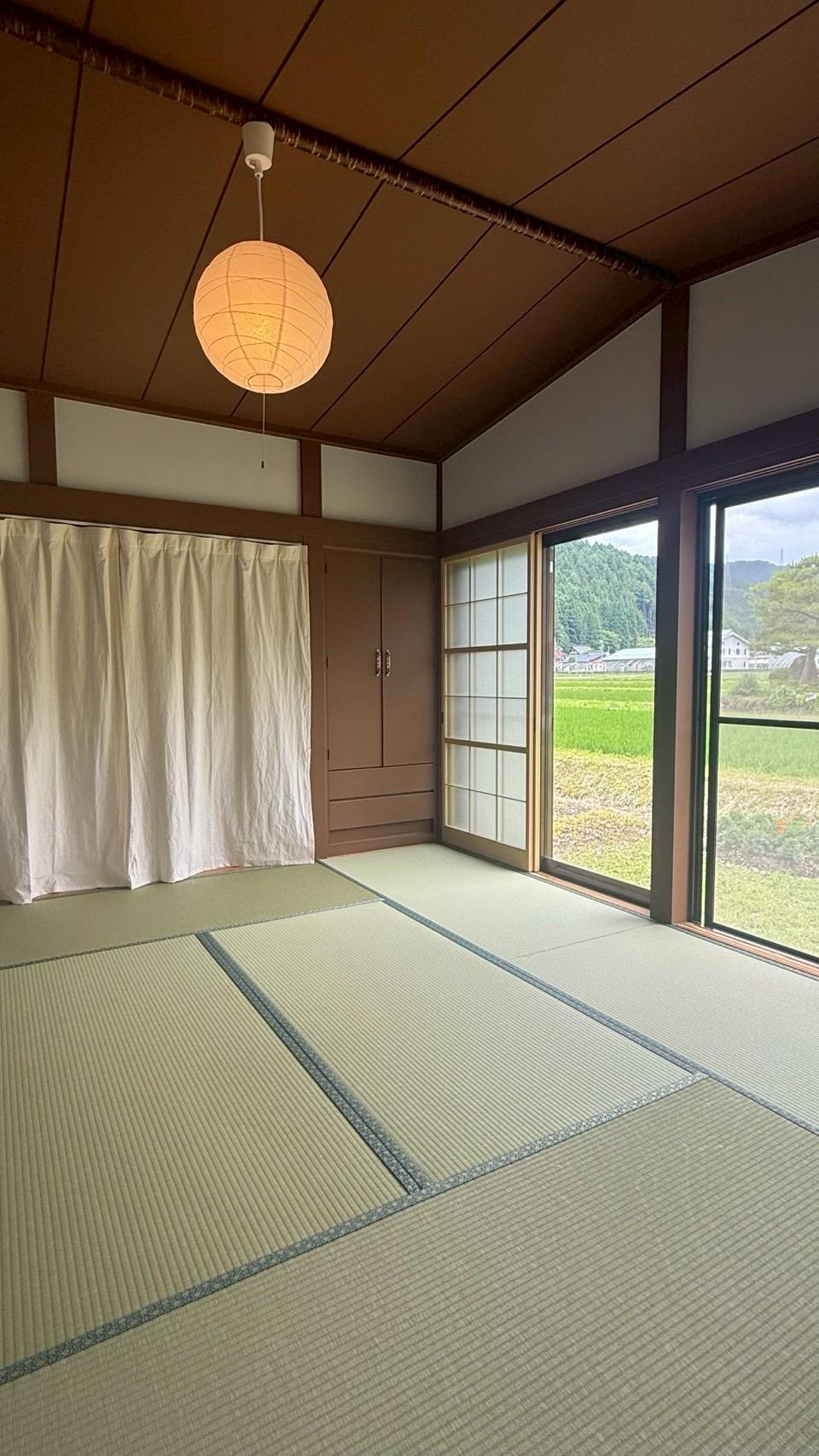 畳の寝室